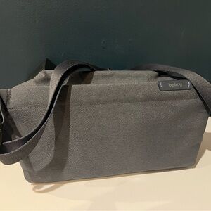 BELLROY Travel Sling Side Fanny Belt Pack Bag Gray Magnetic Buckle